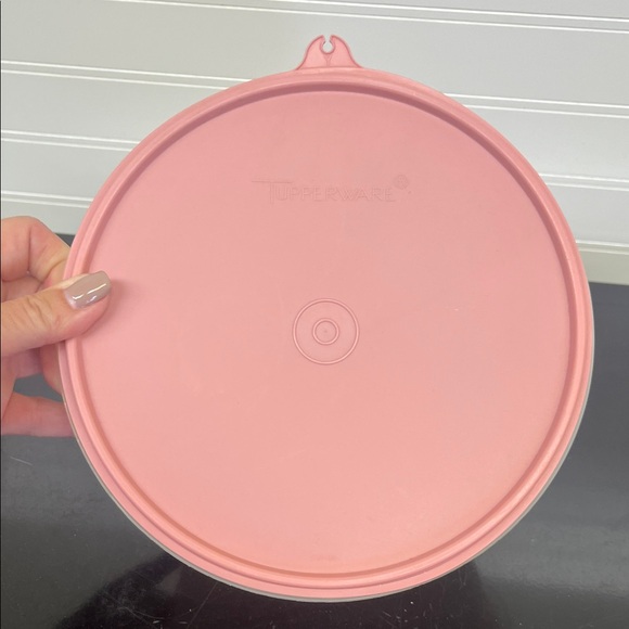 Vintage nesting Tupperware Pastel Bowl Collection with Lids - Picture 6 of 13